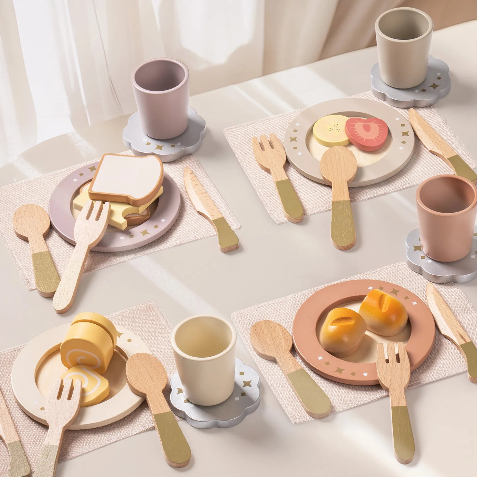 Wooden dinnerware play set for kids – ROBUD 29-piece set with plates, cups, and utensils with wooden play food
