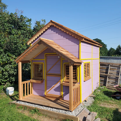Canadian Playhouse Factory - DIY Little Alexandra Cottage With Loft and Covered Front Porch