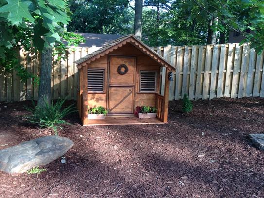 Canadian Playhouse Factory - DIY Little Alexandra Cottage 8ft. x 6ft. With Covered Front Porch